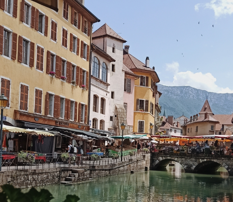 Graphiste Logo Annecy