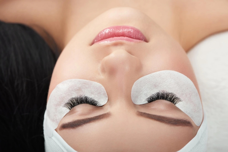 Logo estheticienne soins beauté du regard