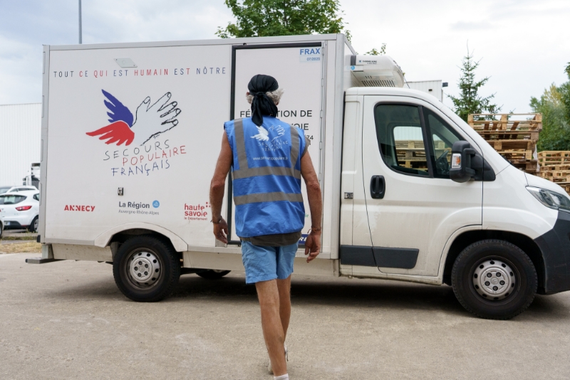 bénévolat Secours populaire haute savoie